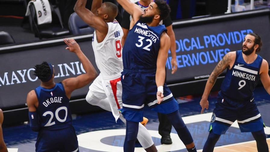 Towns: “El COVID no me ha tratado bien. Pasé muchas noches de miedo”
