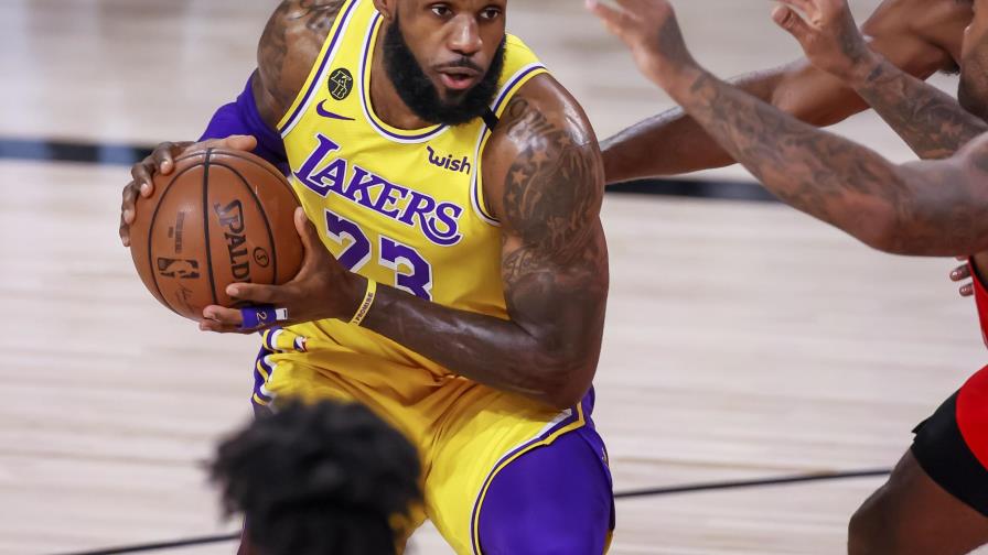Los Lakers no perdonan a Rockets y les dejan al borde del abismo