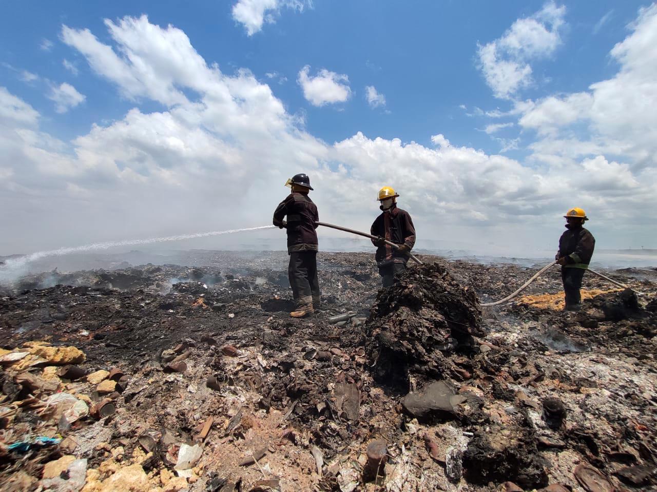 Los bomberos han trabajado durante 13 dias