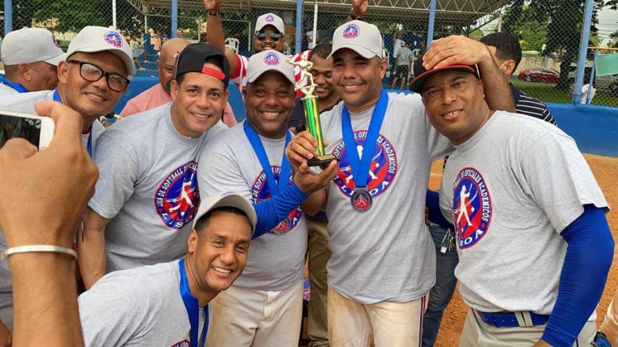 Oficiales académicos de las Fuerzas Armadas y la Policía Nacional anuncia torneo de softbol