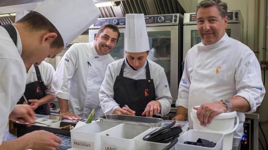 El Celler de Can Roca, primer “triestrellado” que reabrirá en España