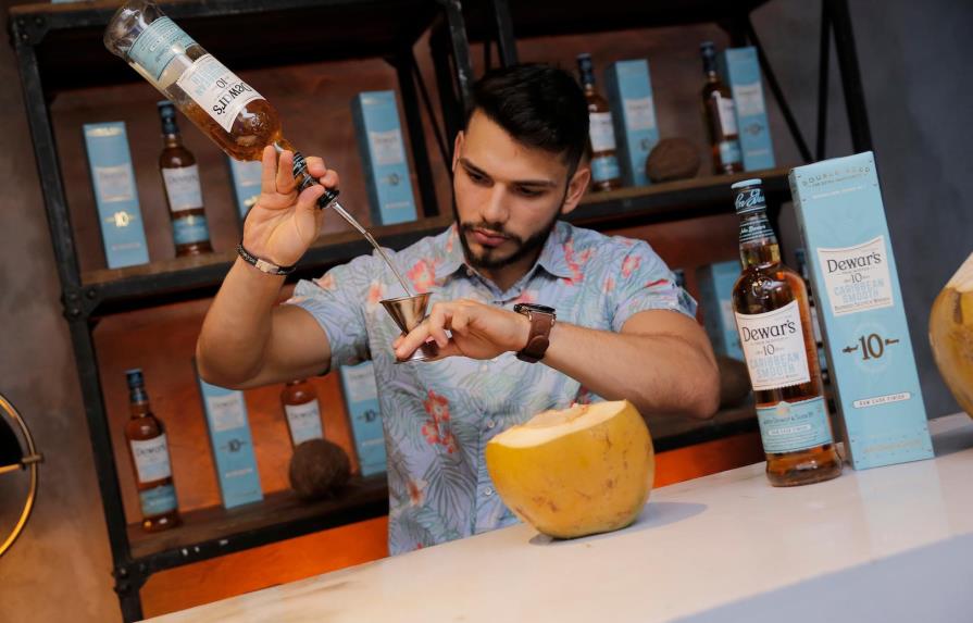 Dewar´s anuncia una nueva serie de whiskys innovadores con Caribbean Smooth 