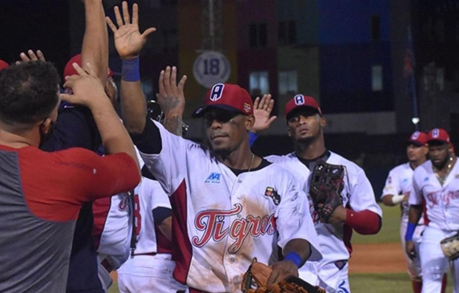 Con grand slam de Henry Rodríguez los Tigres ganan en Venezuela