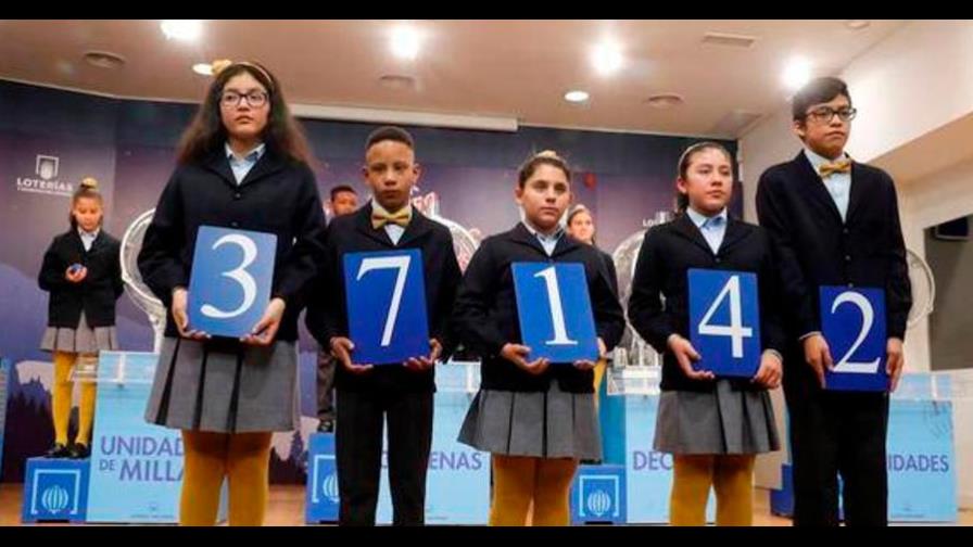 VIDEO VIRAL: Polémicos movimientos en el sorteo de la Lotería de Navidad española