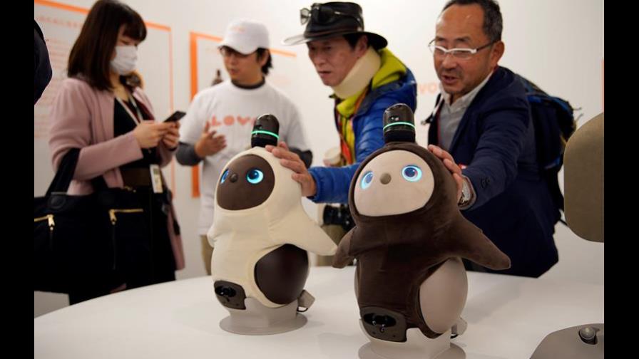 Un robot  para combatir la soledad y despertar sentimientos de amor
El precio