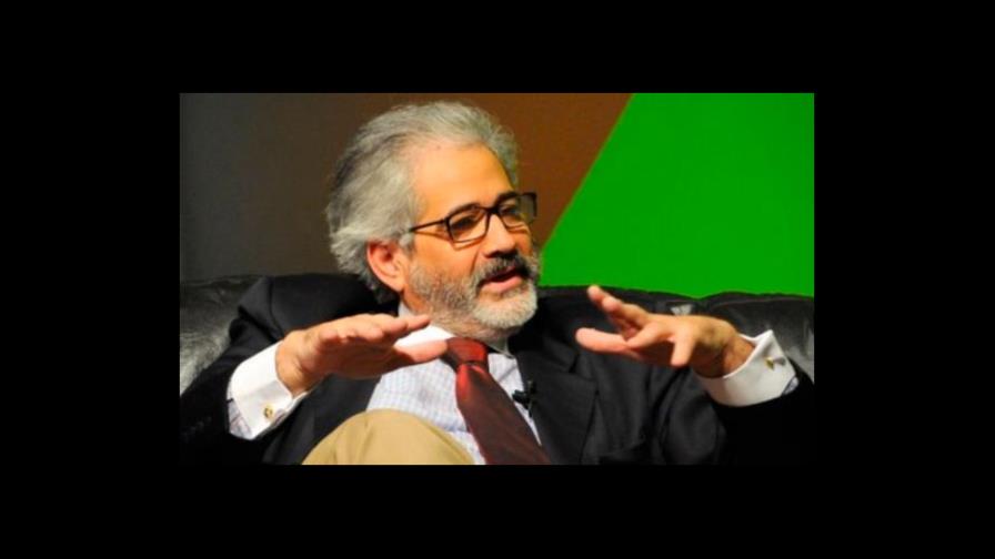 Muere reconocido economista Lucas Vicens Bello de COVID-19 Muere reconocido economista Lucas Vicens Bello de COVID-19