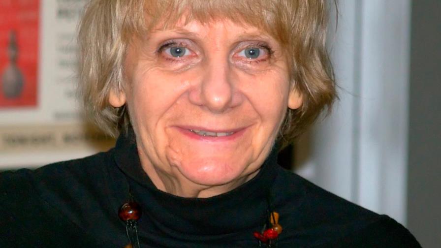 Dramaturga renuncia a Premio Estatal de Rusia  por acoso a ONG de D.Humanos