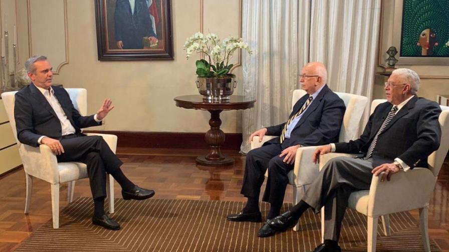 Nosotros a las 8,  con Juan TH y George Rodríguez 