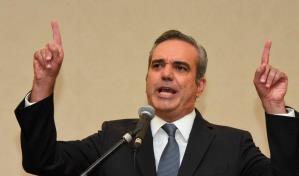 La reacción de Abinader al comentario de Raymond Pozo a su nuevo anuncio