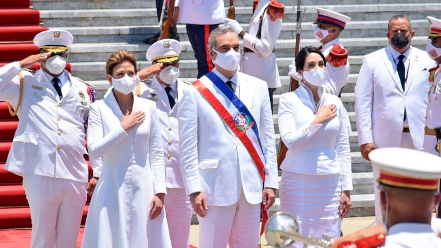 Abinader designa nuevos directores en Intrant, Digepres y en Contrataciones Públicas