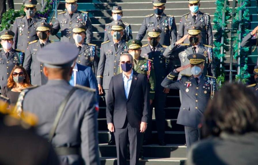 Abinader crea fideicomiso para la transformación de la Policía Nacional 