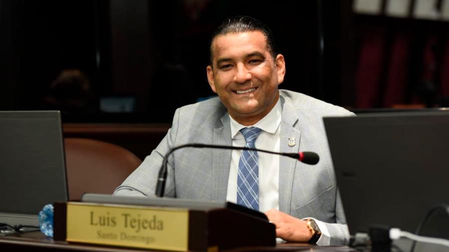 Luis Tejeda llama a unificar esfuerzos para consolidar unidad del PLD en SDE