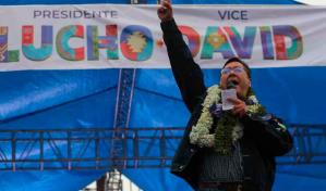 Oposición acusa al Gobierno de Arce de cambiar el escudo patrio por un logo