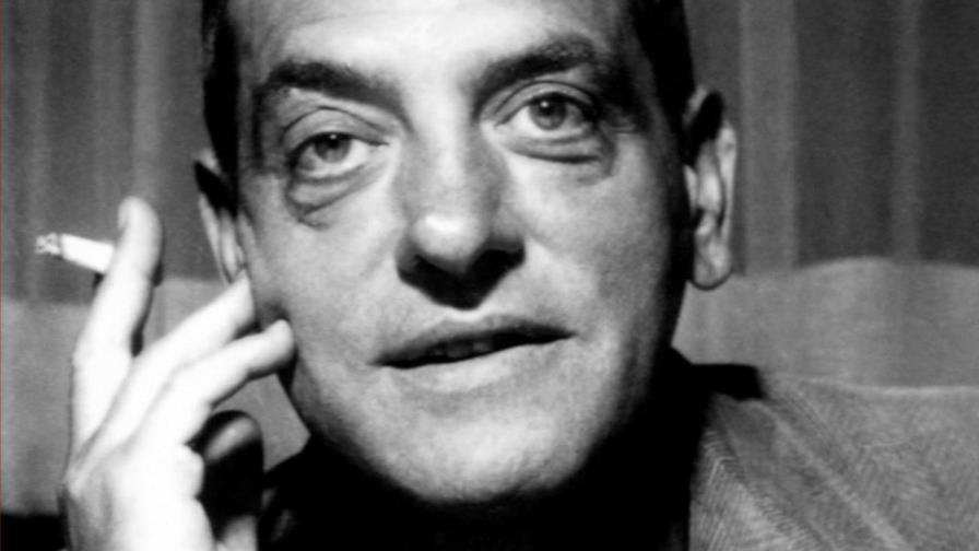 Un libro recoge en fotografías el periplo vital de Luis Buñuel