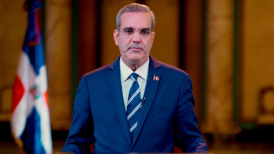 Abinader informa dominicanos secuestrados están bajo custodia de policía de Haití Abinader informa dominicanos secuestrados están bajo custodia de policía de Haití