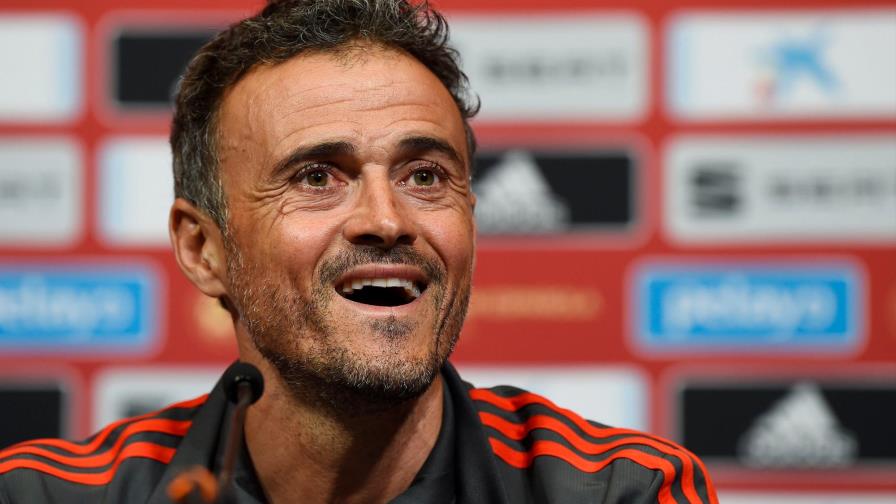 Luis Enrique pone voz a la petición de la Federación Española de Fútbol para no dejar de aplaudir