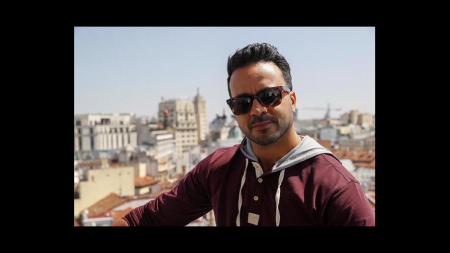Luis Fonsi: Me encantaría trabajar con un grupo de K-pop