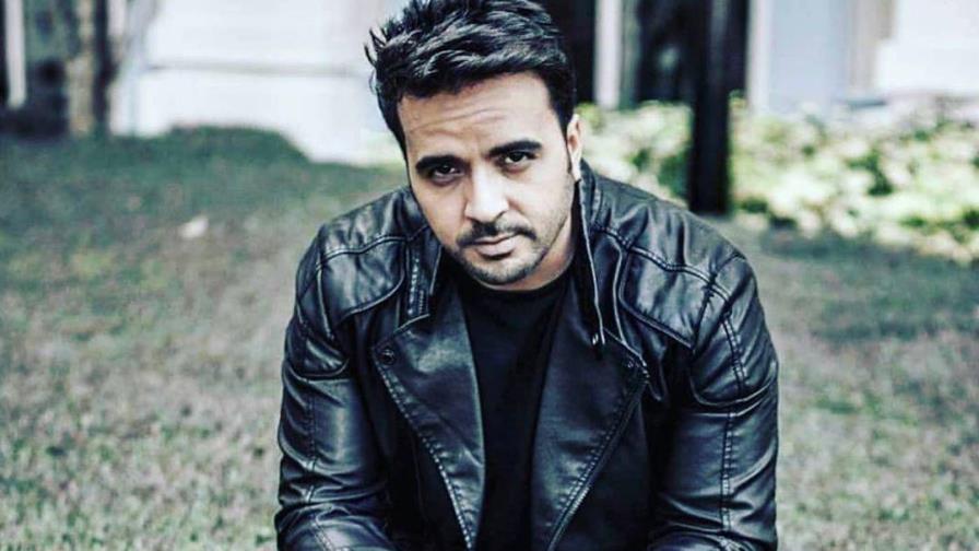Luis Fonsi da detalles de la que sería su próxima canción desde la cuarentena