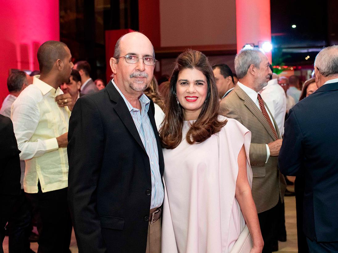 Luis Manuel Alvarez y Tamara Balbuena.