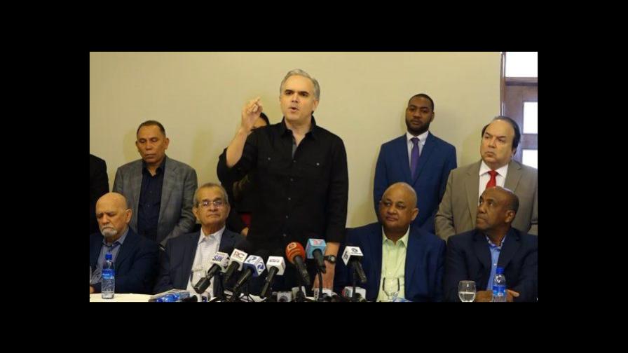 Partidos de oposición instan a Danilo Medina a convocar concertación nacional