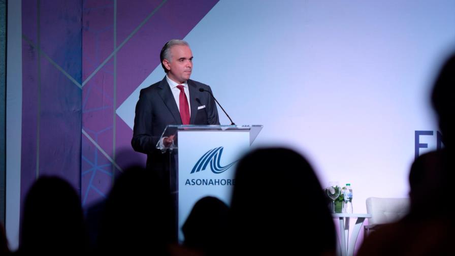 Ministerio de Trabajo certificará a sectores que tengan más del 90 % de empleados vacunados Ministerio de Trabajo certificará a sectores que tengan más del 90 % de empleados vacunados