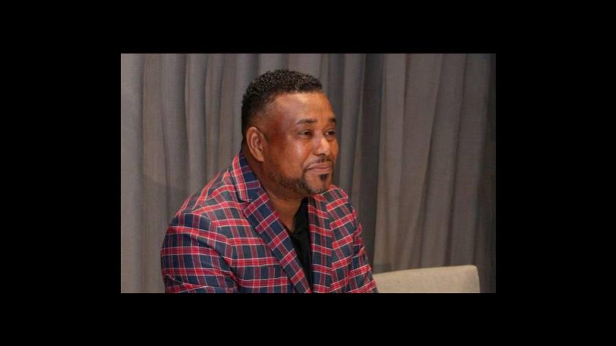 Luis Miguel del Amargue confirma fue sacado del show del Soberano por el tema “Niña coqueta” Luis Miguel del Amargue confirma fue sacado del show del Soberano por el tema “Niña coqueta”