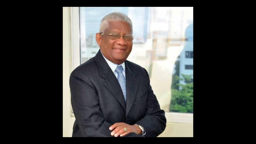 Así se vive en Azua, el libro de Luis Naut Así se vive en Azua, el libro de Luis Naut