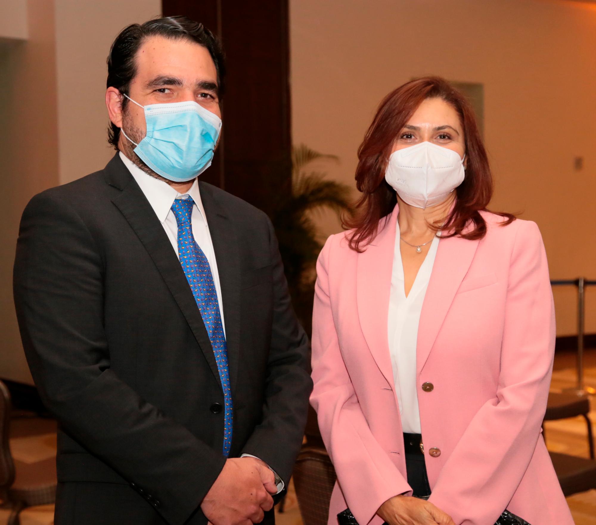 Luis Newman y Elis Faña.