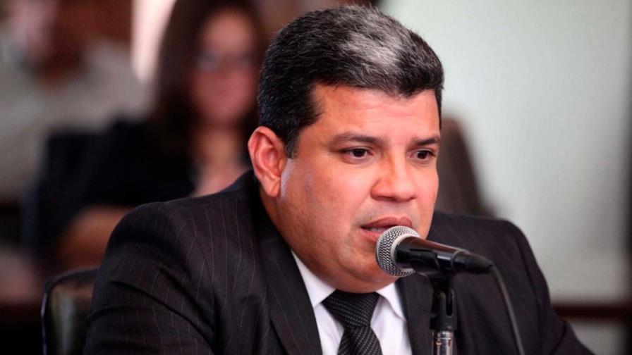 Luis Parra, de presunto corrupto a presidente del Parlamento venezolano