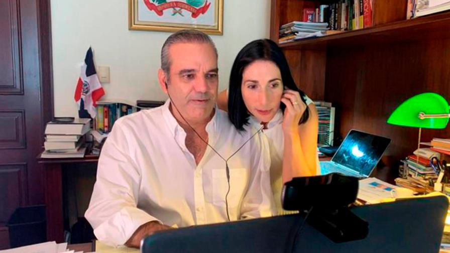 Presidente Luis Abinader y Raquel Arbaje se dirigirán hoy a la nación Presidente Luis Abinader y Raquel Arbaje se dirigirán hoy a la nación