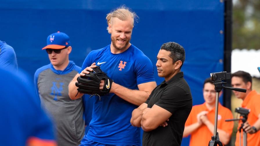 Se abren los campamentos de la MLB con 227 dominicanos