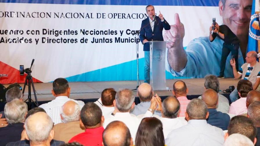 Luis Abinader afirma que el PRM ganaría hoy en el 65% de los municipios