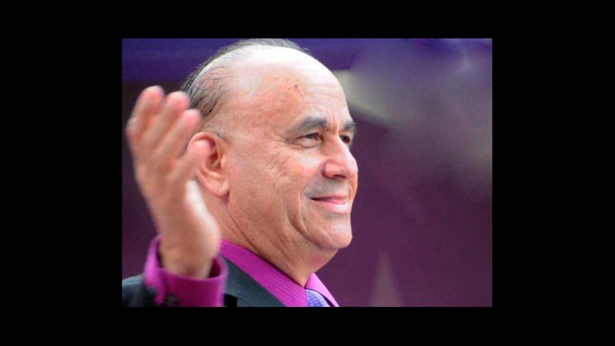 Luis de León anuncia aspiraciones a la Secretaría General del PLD Luis de León anuncia aspiraciones a la Secretaría General del PLD