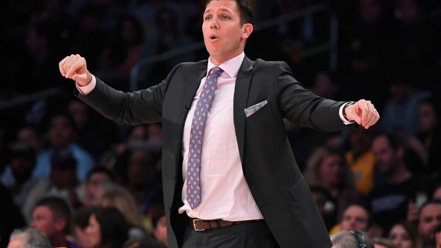 Mujer que acusó a Luke Walton de agresión sexual retira la demanda Mujer que acusó a Luke Walton de agresión sexual retira la demanda