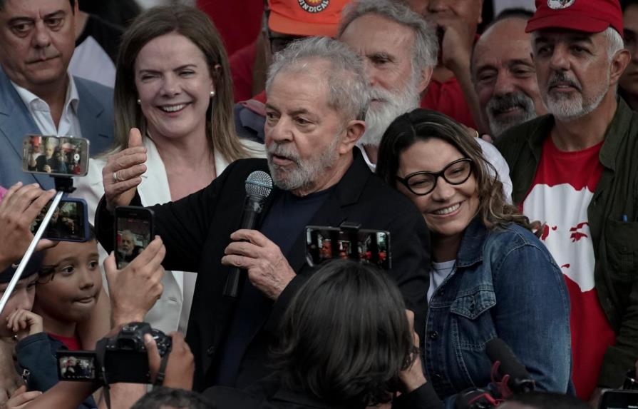 La izquierda latinoamericana celebra unánime la salida de Lula de la cárcel