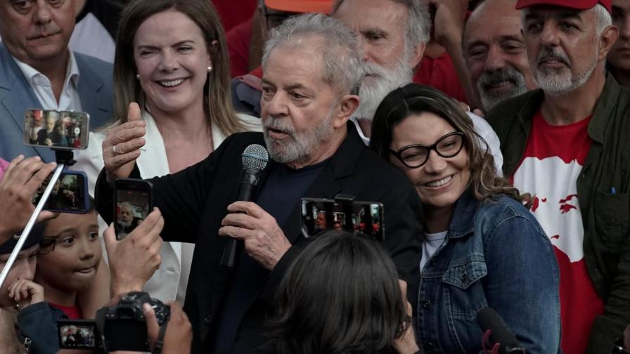 La izquierda latinoamericana celebra unánime la salida de Lula de la cárcel