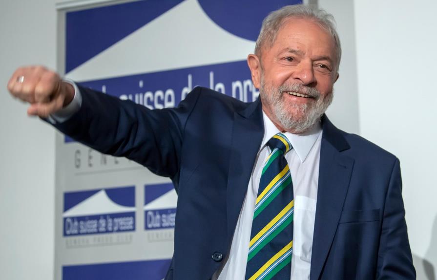 Tras anulársele la prisión, Lula dice estar dispuesto a competir con Bolsonaro 