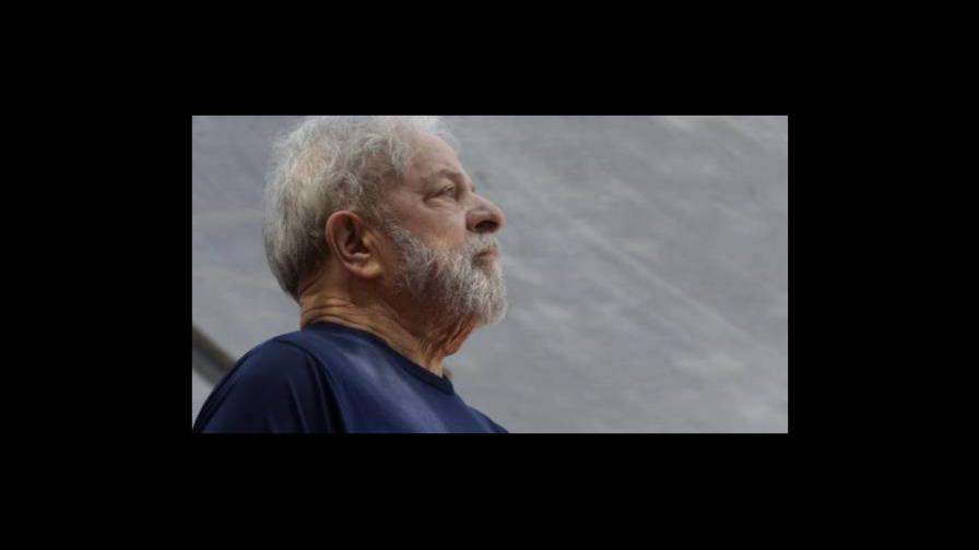Lula deja por primera vez la prisión para declarar en caso de corrupción Lula deja por primera vez la prisión para declarar en caso de corrupción