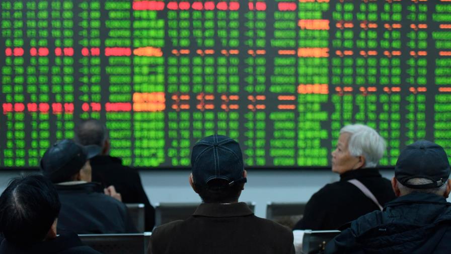 Las bolsas chinas caen por el coronavirus