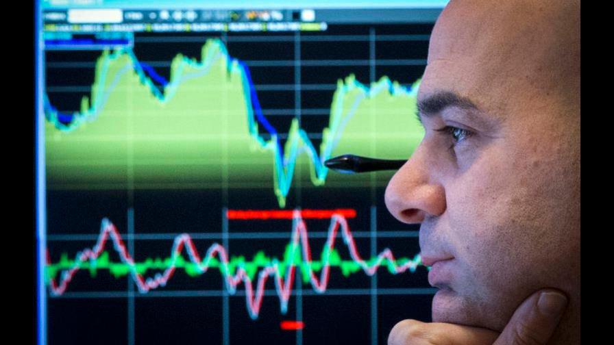 Tecnológicas lastran al Hang Seng, que pierde un 0,45 % Tecnológicas lastran al Hang Seng, que pierde un 0,45 %