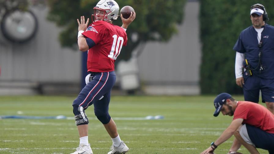Patriots desean quitarle presión a Mac Jones Patriots desean quitarle presión a Mac Jones
