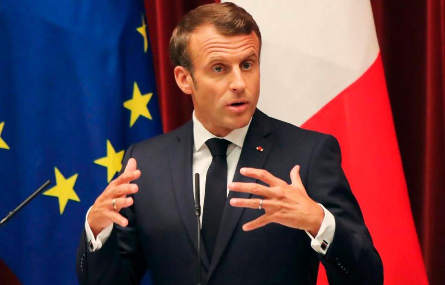Macron cambia dos miembros su Gobierno a solo 5 semanas de las presidenciales