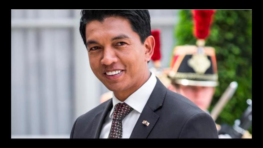 Detienen a 21 personas más por plan para asesinar al presidente de Madagascar