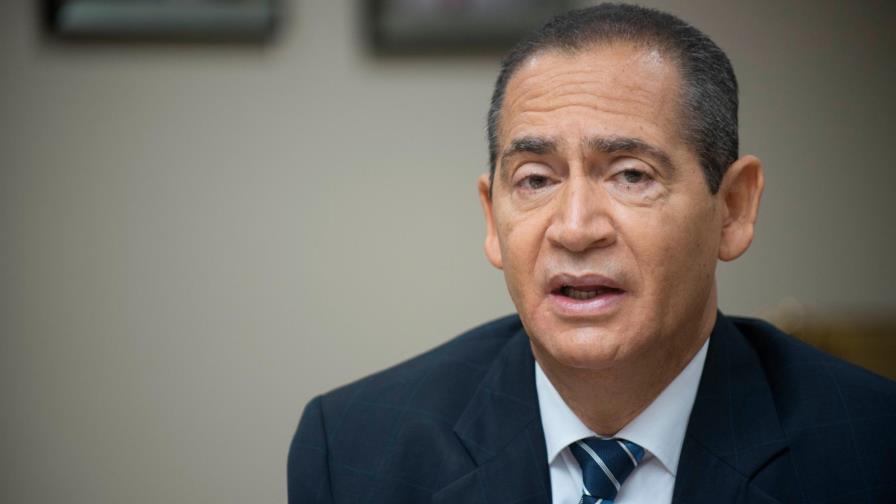 Juez del TSE se defiende: “Soy el único juez que nunca ha tenido vínculos políticos”