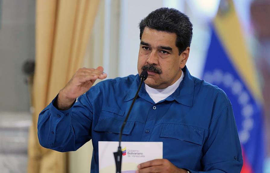 Maduro reaparece y denuncia que levantamiento tenía apoyo en Colombia y EEUU