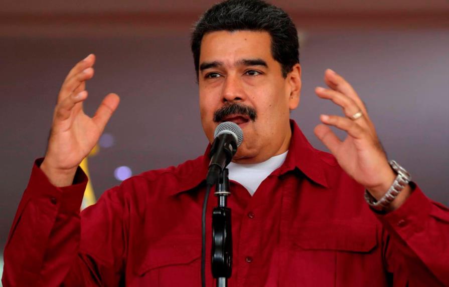 Congreso de El Salvador respalda decisión de Bukele de desconocer a Maduro