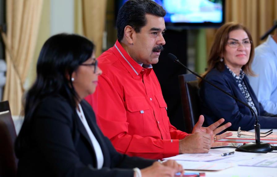 Maduro dice que proceso de diálogo en Oslo con la oposición va bien