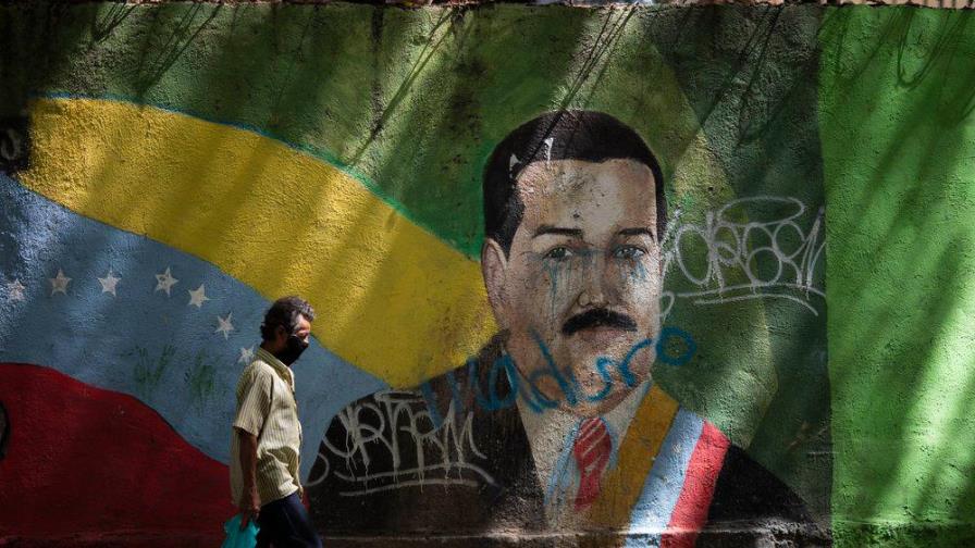 Pandemia ayuda a Maduro a afianzarse en el poder Pandemia ayuda a Maduro a afianzarse en el poder