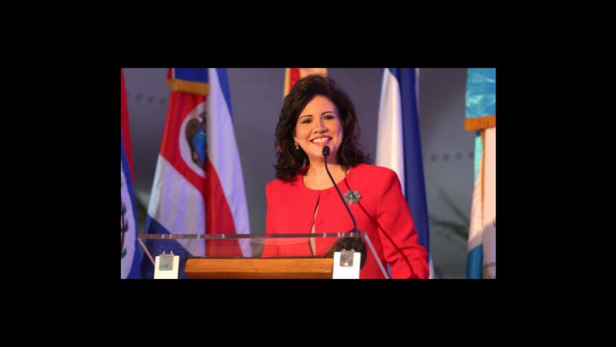 Vicepresidenta explica los detalles de Ciudad de la Mujer Vicepresidenta explica los detalles de Ciudad de la Mujer