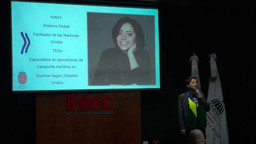 Ex apátrida Maha Mamo dicta conferencia sobre cómo vivió 26 años sin documentos Ex apátrida Maha Mamo dicta conferencia sobre cómo vivió 26 años sin documentos
